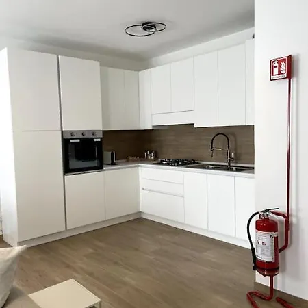 2612 House Piano Terra Garage E Wi-fi * Verona